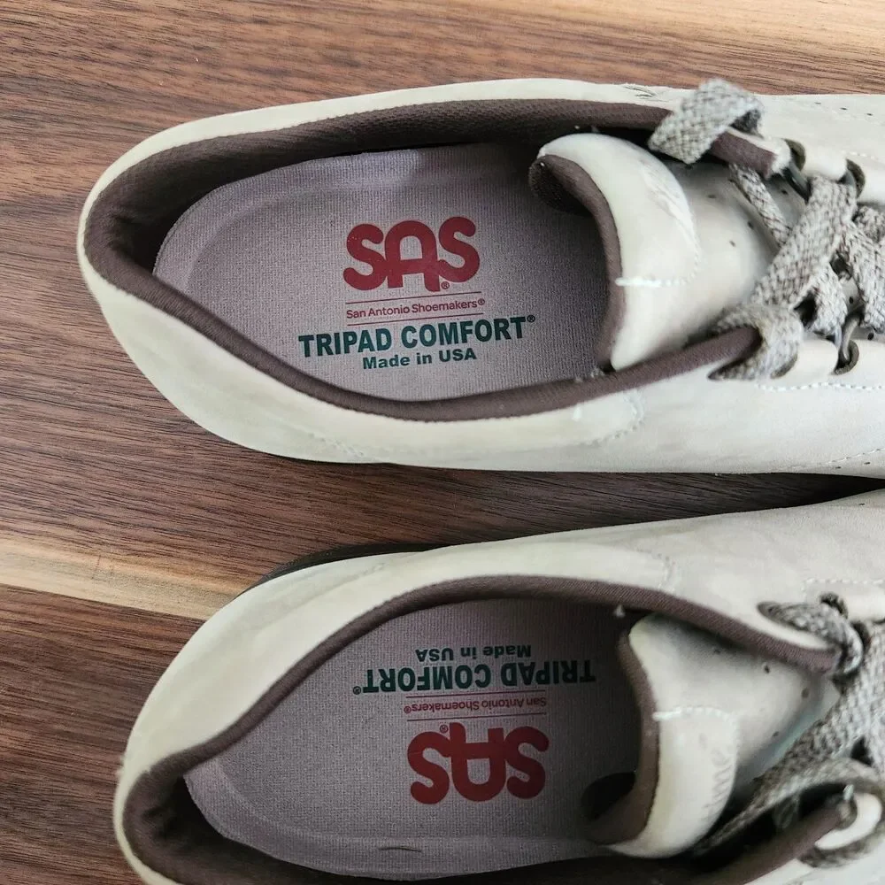 SAS Womens Free Time Sage Leather Walking Shoe Sneaker Easy Lace Comfort 7.5 W